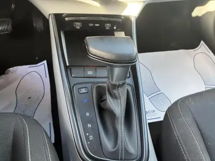 Photo 31 Hyundai I20  1.0 T-GDi 100 DCT-7 Hybrid 48V