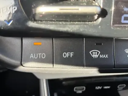 Photo 23 Hyundai I20  1.0 T-GDi 100 DCT-7 Hybrid 48V