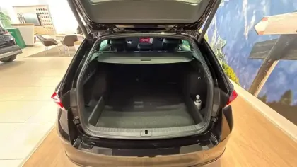 Photo 10 Skoda Octavia  Combi 1.5 TSI Hybrid 150 ch ACT DSG7