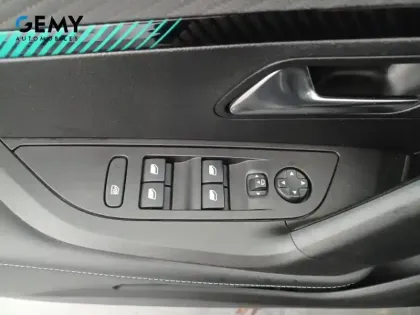 Photo 11 Peugeot 2008  Electrique 136 ch