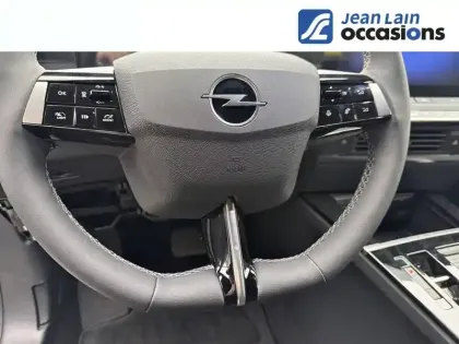 Photo 31 Opel Astra  Electrique 156 ch & Batterie 54 kWh