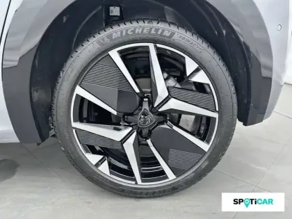 Photo 10 Peugeot 208  Hybrid 110 e-DCS6