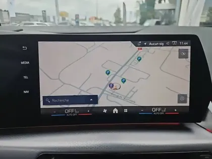 Photo 10 BMW Serie 2 Active Tourer 225e xDrive 245 ch DKG7