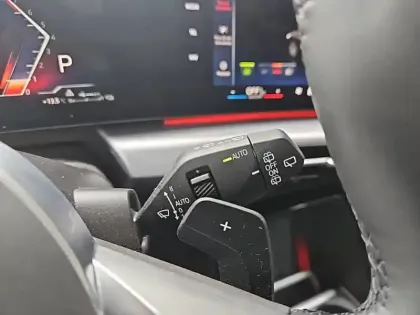 Photo 19 BMW Serie 2 Active Tourer 225e xDrive 245 ch DKG7