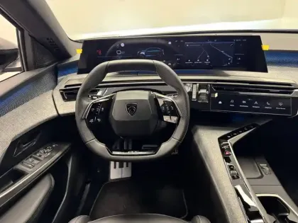 Photo 20 Peugeot 3008  Hybrid 145 e-DCS6