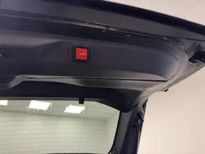 Photo 12 Peugeot 3008  Hybrid 145 e-DCS6