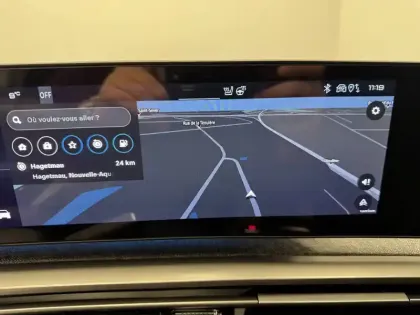 Photo 34 Peugeot 3008  Hybrid 145 e-DCS6