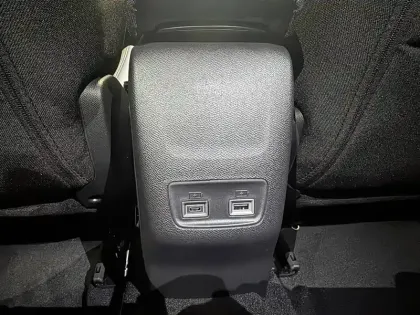 Photo 16 Peugeot 2008  100 S&S BVM6