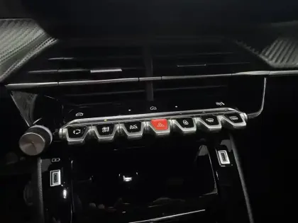 Photo 106 Peugeot 2008  100 S&S BVM6