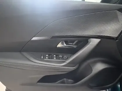 Photo 103 Peugeot 2008  100 S&S BVM6