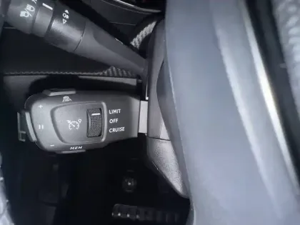 Photo 73 Peugeot 2008  100 S&S BVM6