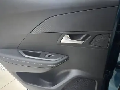 Photo 59 Peugeot 2008  100 S&S BVM6