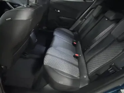 Photo 98 Peugeot 2008  100 S&S BVM6