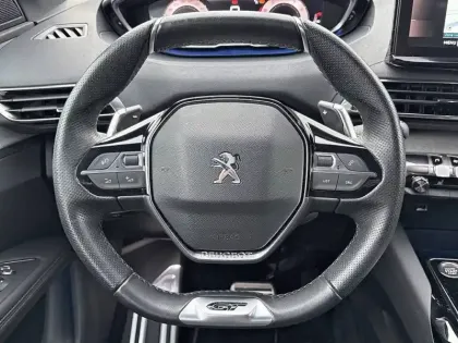 Photo 8 Peugeot 3008  PureTech 130ch S&S EAT8