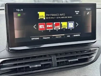 Photo 21 Peugeot 3008  PureTech 130ch S&S EAT8