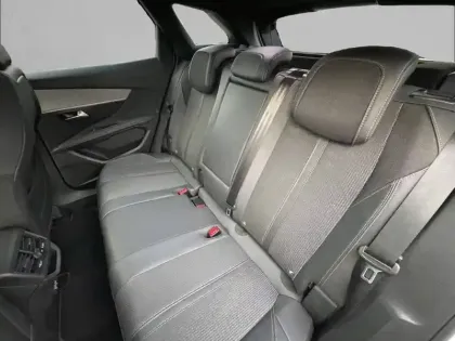 Photo 11 Peugeot 3008  PureTech 130ch S&S EAT8