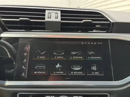 Photo 17 Audi Q3  35 TFSI 150 ch S tronic 7