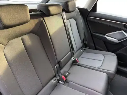 Photo 9 Audi Q3  35 TFSI 150 ch S tronic 7