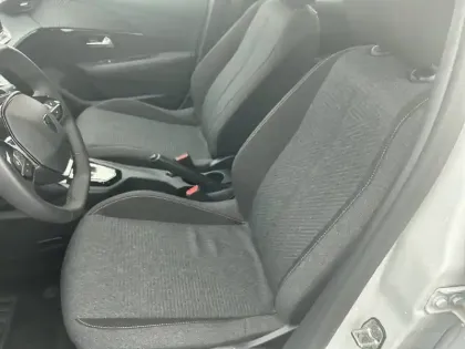 Photo 10 Peugeot 208  Hybrid 100 e-DCS6