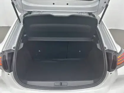 Photo 5 Peugeot 208  Hybrid 100 e-DCS6