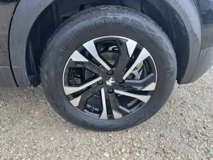 Photo 10 Peugeot 2008  Electrique 136 ch