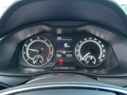 Photo 23 Skoda Kamiq  1.0 TSI Evo 110 ch BVM6