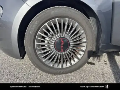 Photo 10 Fiat 500  e 95 ch