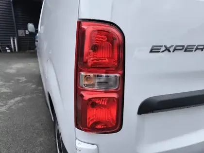 Photo 16 Peugeot Expert  FGN M BLUEHDI 145 S&S EAT8