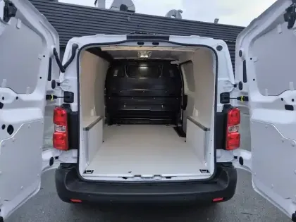 Photo 5 Peugeot Expert  FGN M BLUEHDI 145 S&S EAT8