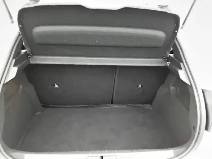 Photo 5 Peugeot 208  Hybrid 100 e-DCS6