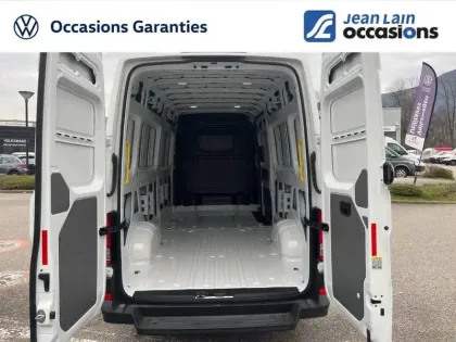 Photo 22 Volkswagen Crafter  VAN 35 L4H3 2.0 TDI 140 CH BVA