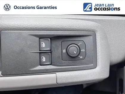 Photo 65 Volkswagen Crafter  VAN 35 L4H3 2.0 TDI 140 CH BVA