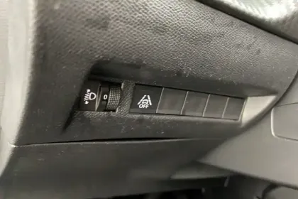 Photo 16 Peugeot 2008  PureTech 130 S&S BVM6