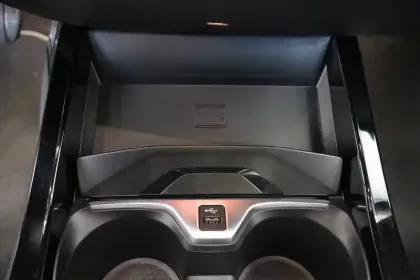 Photo 15 BMW Serie 1 118i 136 ch DKG7