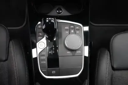 Photo 8 BMW Serie 1 118i 136 ch DKG7