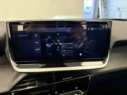 Photo 24 Peugeot 2008  100 S&S BVM6