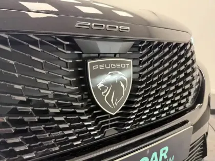 Photo 91 Peugeot 2008  100 S&S BVM6