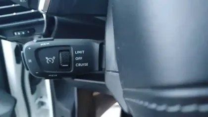 Photo 23 DS Ds 7 DS7 Crossback PureTech 180 EAT8