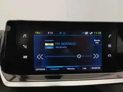 Photo 55 Peugeot 208  Electrique 50 kWh 136ch