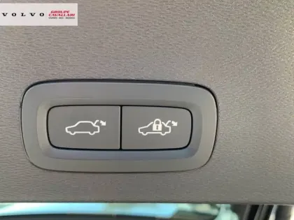 Photo 15 Volvo Ec40 Gén. I Ph1 Black Edition 5