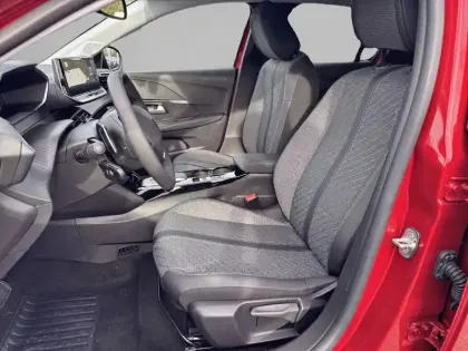 Photo 30 Peugeot 208  Hybrid 110 e-DCS6