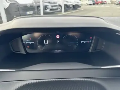 Photo 29 Peugeot 208  Hybrid 110 e-DCS6