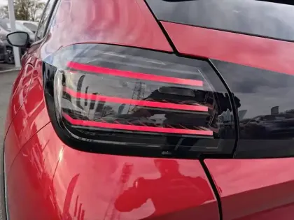 Photo 36 Peugeot 208  Hybrid 110 e-DCS6