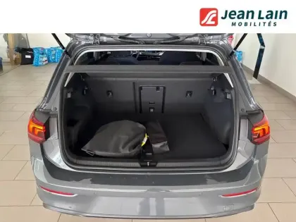 Photo 9 Volkswagen Golf  1.5 eHybrid 204 DSG6