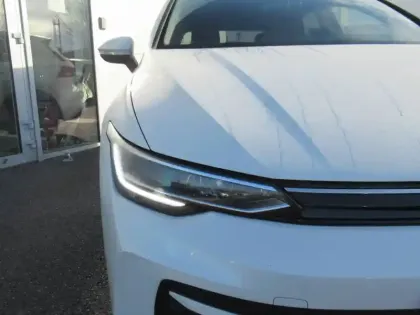 Photo 54 Volkswagen Golf  1.5 TSI EVO2 116 BVM6