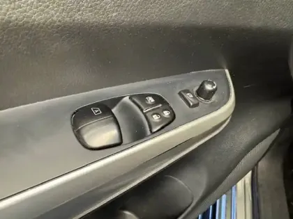 Photo 24 Nissan Navara  2.3 DCI 160 KING CAB