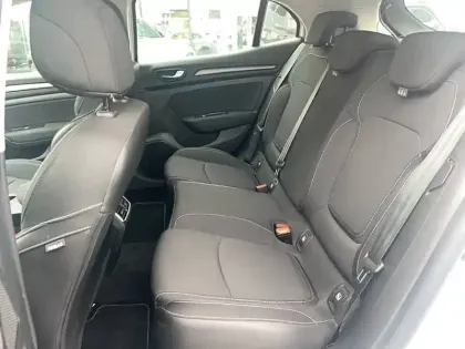 Photo 24 Renault Megane Mégane IV Berline Blue dCi 115 - 21N