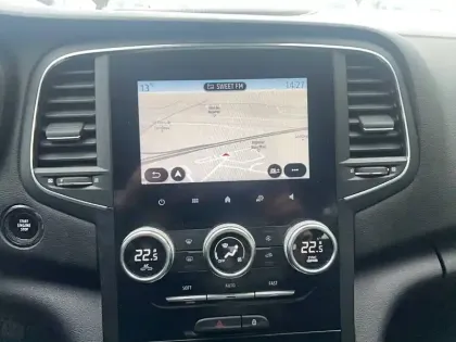 Photo 22 Renault Megane Mégane IV Berline Blue dCi 115 - 21N