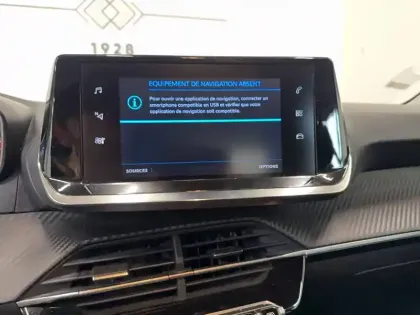 Photo 13 Peugeot 208  PURETECH 75 S&S BVM5