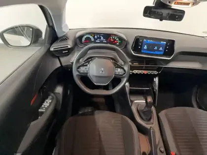 Photo 72 Peugeot 208  PURETECH 75 S&S BVM5